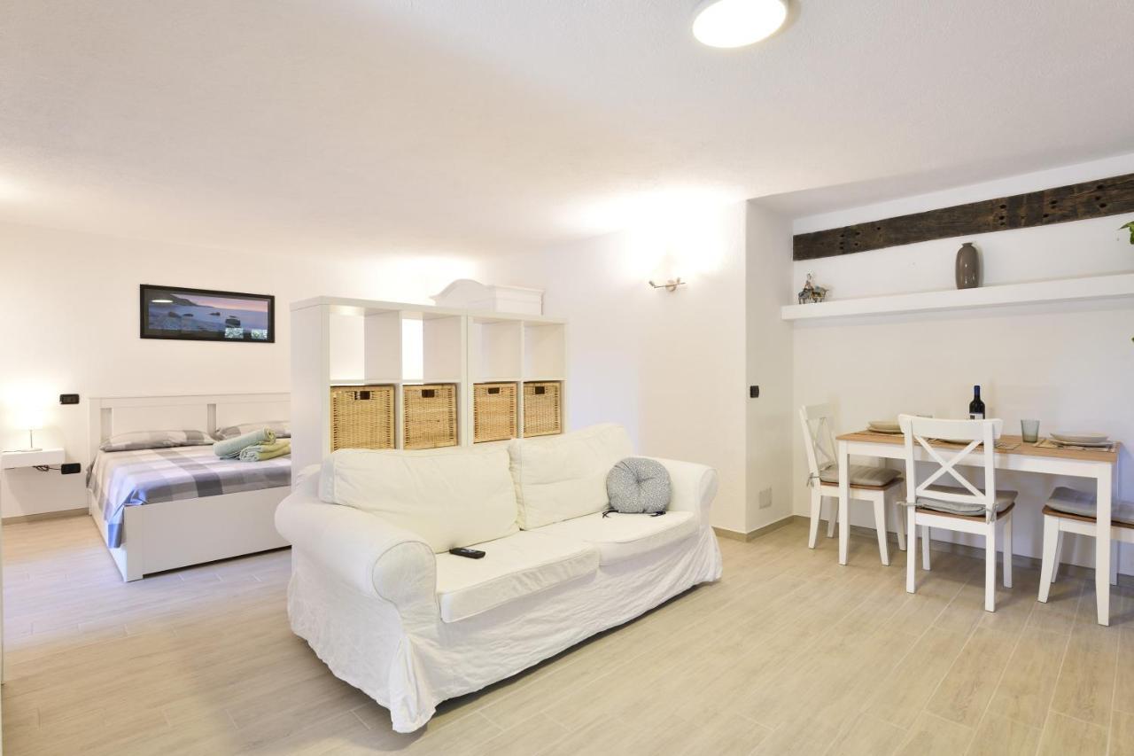 아르바탁스 Loft Pina 빌라 외부 사진