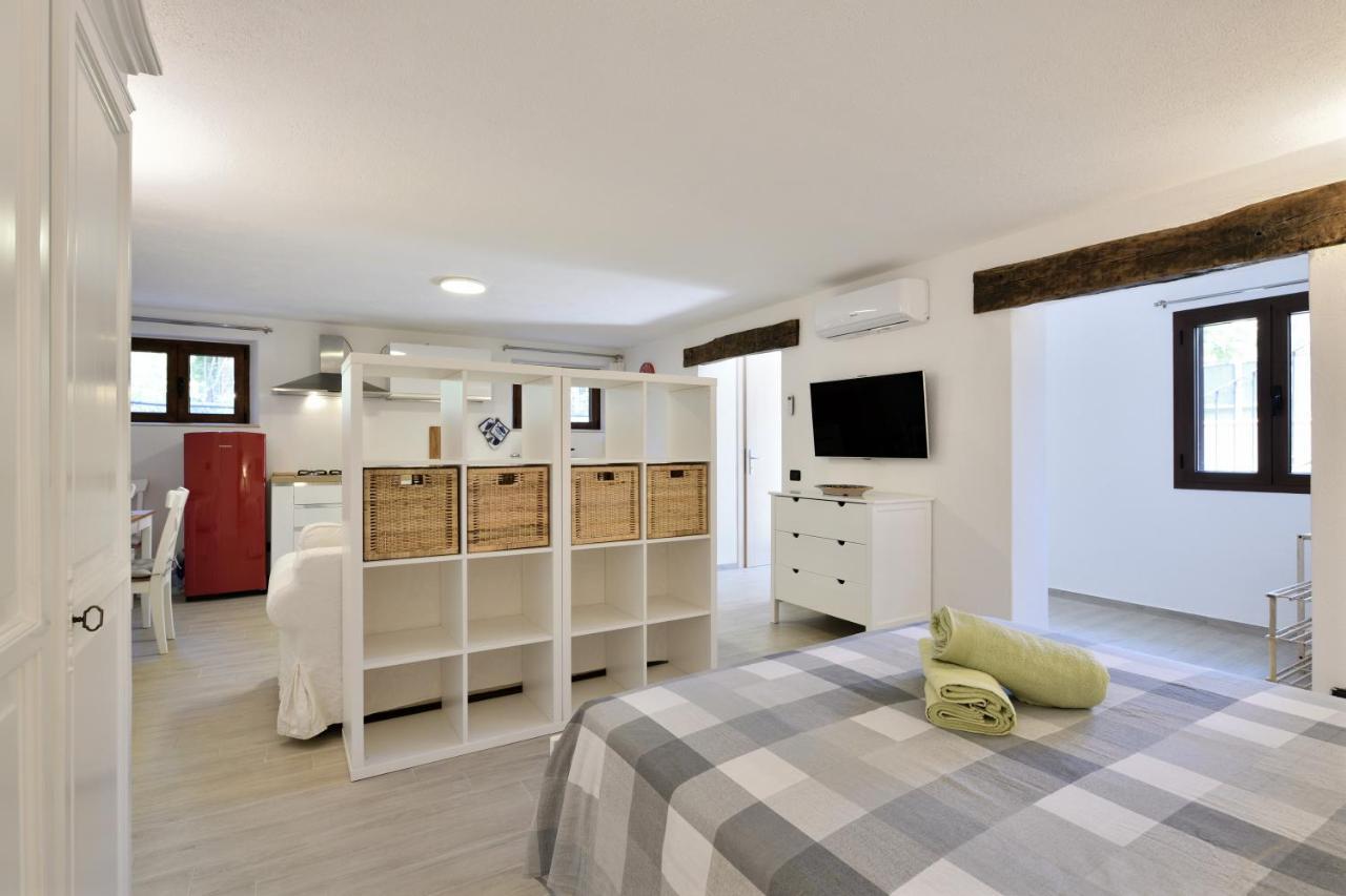 아르바탁스 Loft Pina 빌라 외부 사진